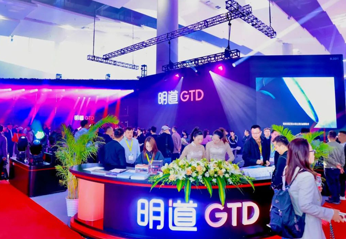 展会直击 | 2025GETshow开展首日，yp街机展位双重闪灼出彩！